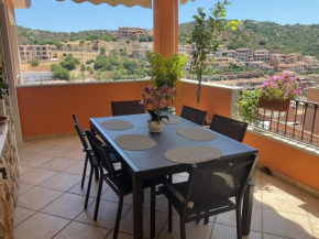 Appartement calme, vue panoramique à 100 m du centre ville Villasimius